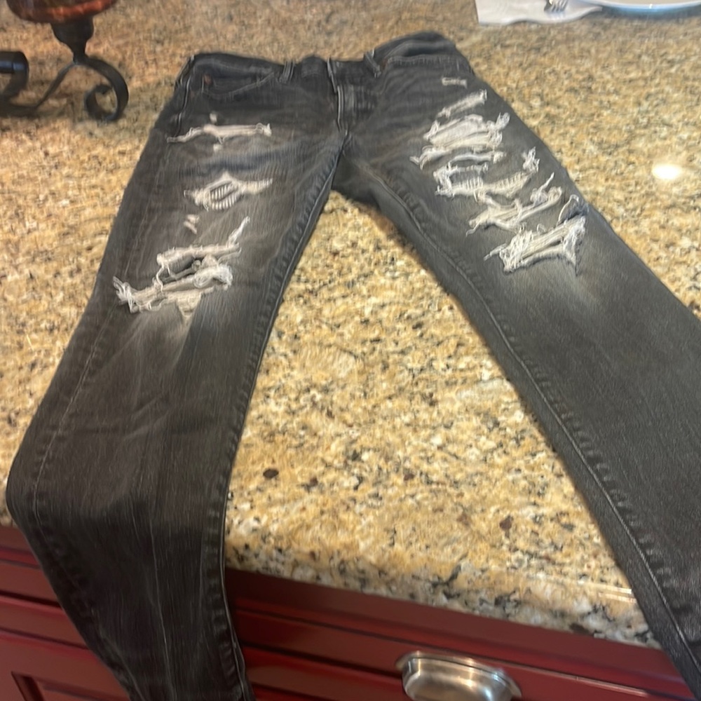 American Eagle distressed jeans